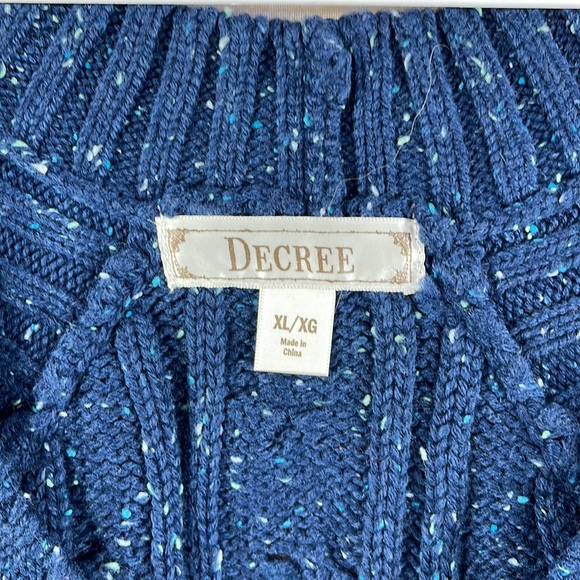 DECREE Sleeveless Open Neck Sweater - NWOT - Picture 3 of 7